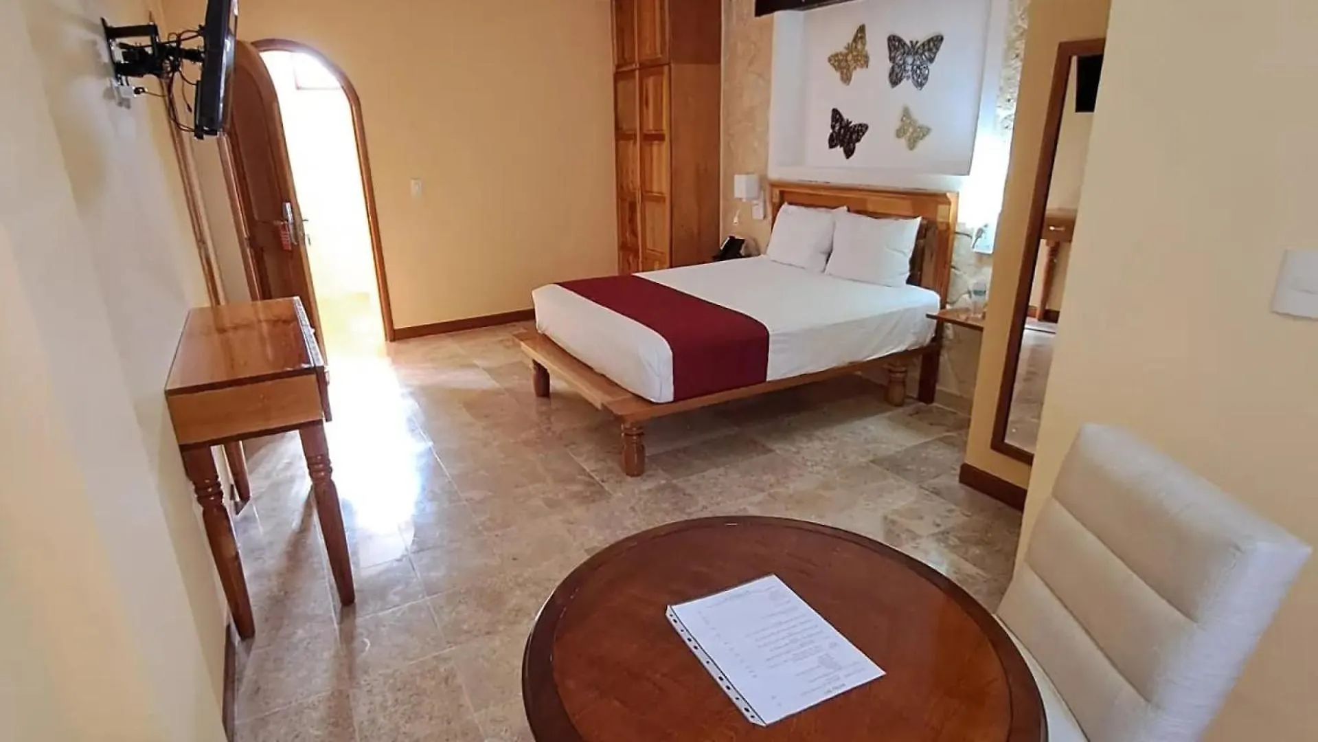 Deluxe Cancun Suites